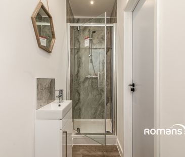 3 bedroom apartment to rent - Photo 6