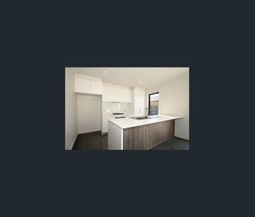 Prime Low-Maintenance Townhouse - Photo 3