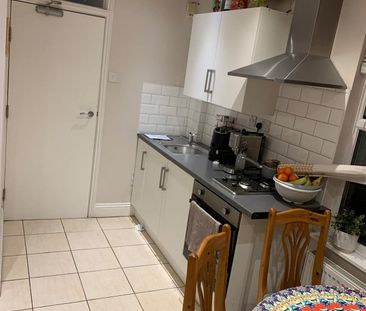 Room in a Shared House, Stanley Road, N15 - Photo 5