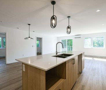 Condo locatif de 3 chambres à louer à Lavaltrie - Photo 2