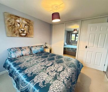 3 bedroom link detached house to rent - Photo 5