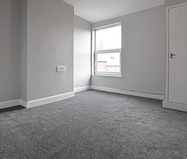2 Bed Terraced House, St. Stephens Avenue, NG2 - Photo 1