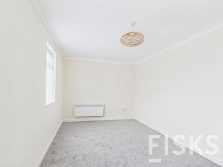 2 bedroom apartment to rent - Photo 3