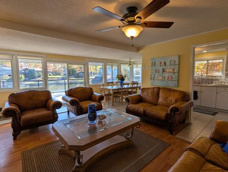 For Lease - 1103 Mosley Street, Wasaga Beach, Ontario - Photo 4