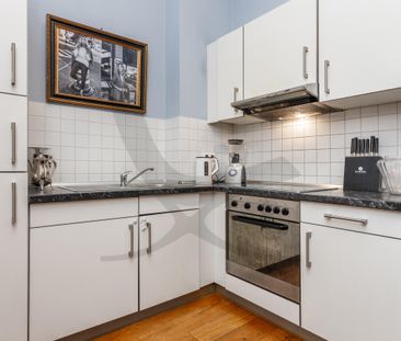 Charming Style - Photo 5