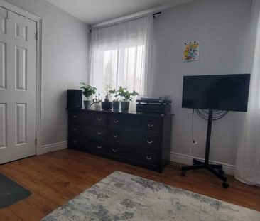 For Lease - 169 Weldrick Road, Richmond Hill, Ontario - Photo 2