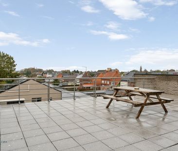 Lichtrijk appartement met ruim terras te Putte - Foto 5