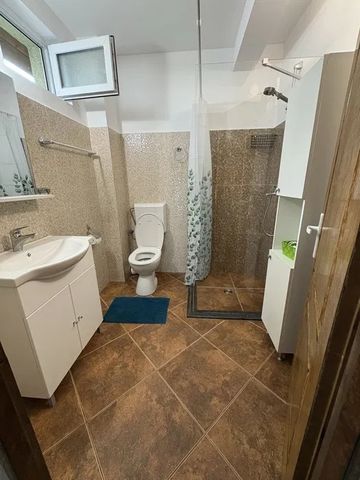 Casa cu doua camere, zona Bucium - Fotografie 3