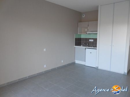 Location Appartement 1 pièce 25m² NARBONNE 11100 - Photo 2