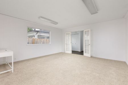 5th Ave & 2nd St, New Westminster - Photo 2