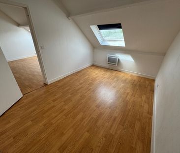 Location Appartement 3 pièces 59m² ORLEANS 45000 - Photo 2