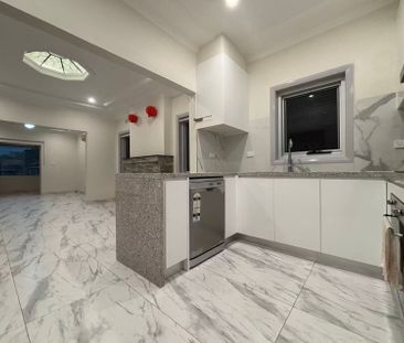 Spacious Family Home in Convenient South Hurstville Location - Photo 5