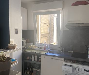 Location Appartement 2 pièces 40m² BORDEAUX 33000 - Photo 3