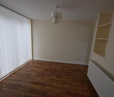 3 bedroom House To Let Total Size: 1098 SQ FT - Photo 1