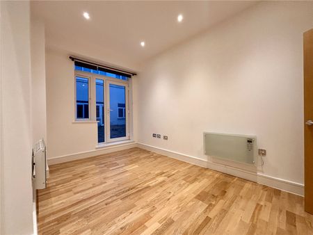 Bartley Way, Hook, Hampshire, RG27 - Photo 2