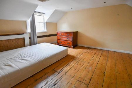 2 bedroom semi-detached house to rent - Photo 5