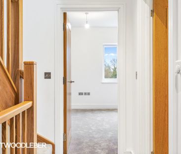 3 bedroom terraced house to rent - Photo 2