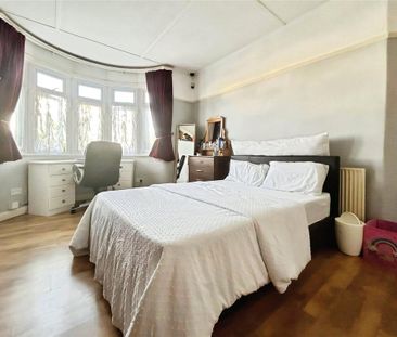 1 bedroom in a house share to rent - Photo 6