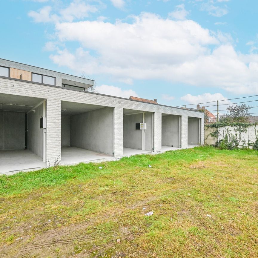 Energiezuinig nieuwbouwappartement nabij centrum Waregem - Photo 1