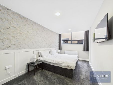 2 bedroom Flat To Let - Photo 4