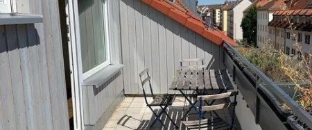 Lichtdurchflutete Dachterrassen-Wohnung Nähe Wöhrder See! 2-Zimmer, Küche, Tageslichtbad! - Foto 1