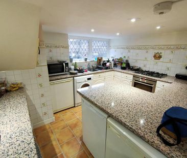 5 bedroom terraced house to rent - Photo 2