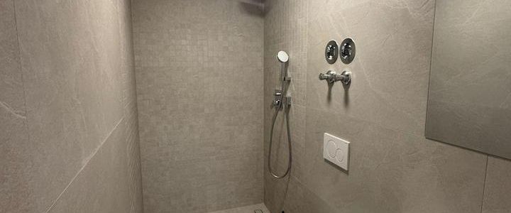 Erstbezug: Vollmöbeliertes modernes Apartment in ruhiger Lage - Foto 1