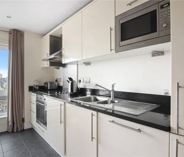 2 Bed Flat, Raphael House, IG1 - Photo 6