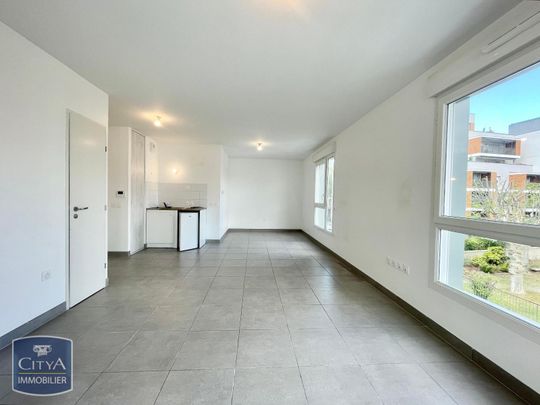 Location Appartement 1 pièce 36m² LYON 8ème - Photo 1