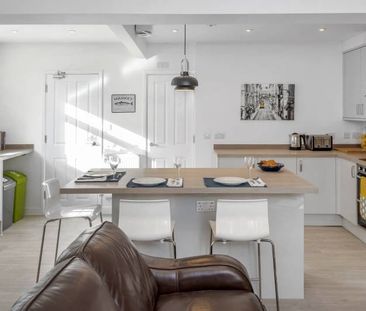 Brooklyn Road 5 - Photo 2