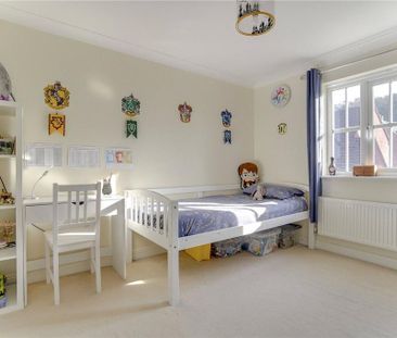 4 bedroom terraced house to rent - Photo 4