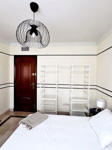 Calle Jaenar, Madrid, Community of Madrid 28043 - Photo 5