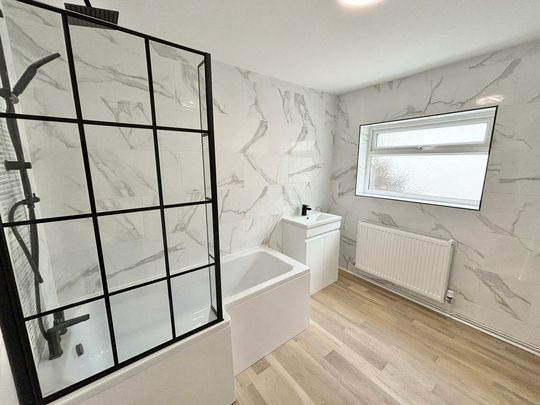 3 bedroom maisonette to rent - Photo 1