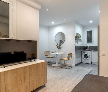 Cosy 1-Bedroom Apartment with Separate Study in Eixample - Photo 6