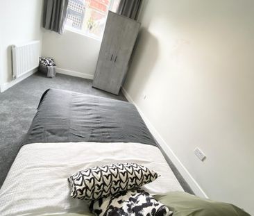 5 bedroom house share to rent - Photo 4