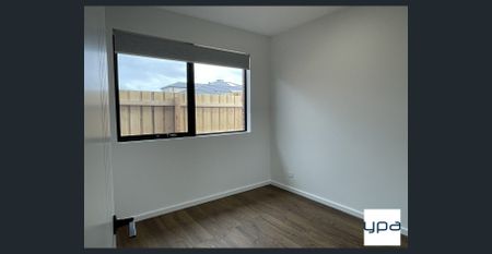 Luxury Awaits in Clyde North's Newest Gem - Photo 4