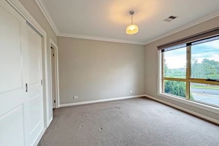 Comfortable Premium Modern Living in Warragul North - Photo 3