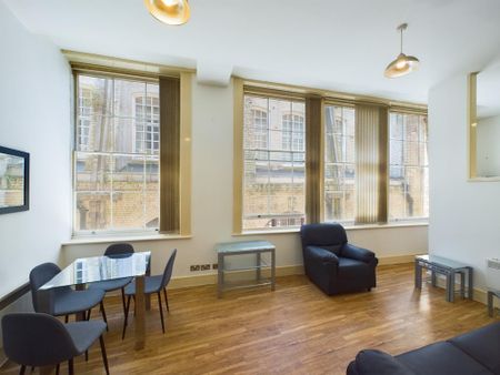 1 bedroom flat to rent - Photo 2