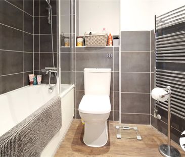 1 bedroom property to rent - Photo 6