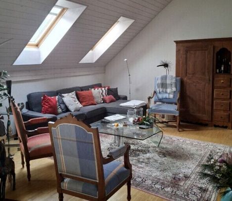 21/2-ROOM ATTIC APARTMENT IN EBMATINGEN (ZH), FURNISHED, TEMPORARY - Photo 1
