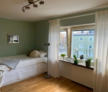 Skebokvarnsvägen, Bandhagen - Photo 2