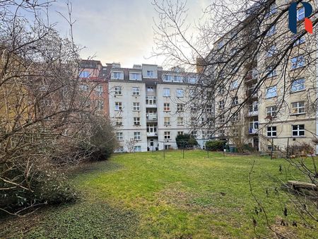 Pronájem bytu 1+kk 30 m² - Fotografie 3