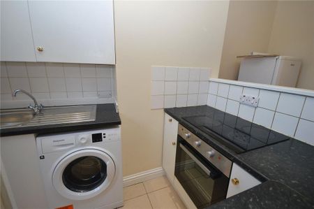 2 bedroom apartment to rent - Photo 4