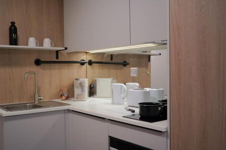 1 bedroom private hall to rent - Photo 4