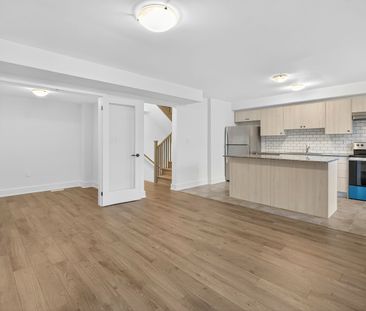 For Lease - 29 Wagon Lane, Barrie, Ontario - Photo 6