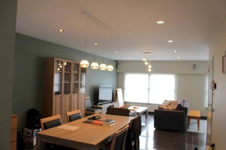 Eéngezinswoning met mooie, aangelegde tuin - Foto 4