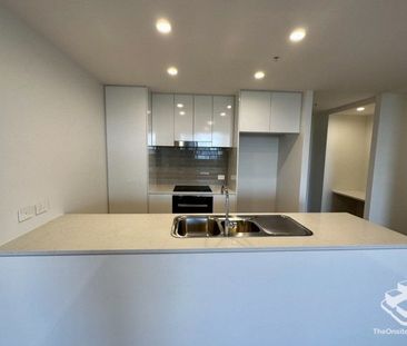 CIENNA VARSITY RIDGE - 2 Bedroom Executive Apartment Level 15 - Photo 1