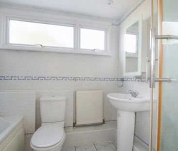 1 bedroom Property to rent - Photo 3