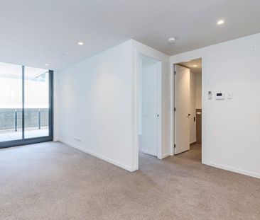 Private and secure with large balcony! - Photo 6