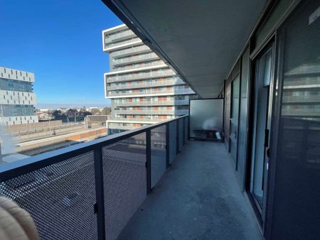 YORKDALE II CONDO: Ranee Ave & Varna Dr. (120 Varna Dr.) AD#100622 - Photo 2